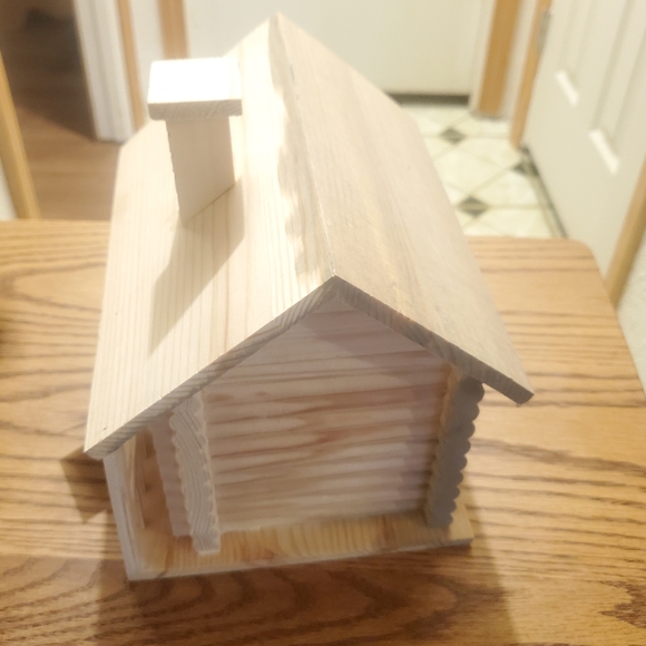 Woodpile Log Cabin Style Wooden Birdhouse Bird wood 0321 - Picture 8 of 9